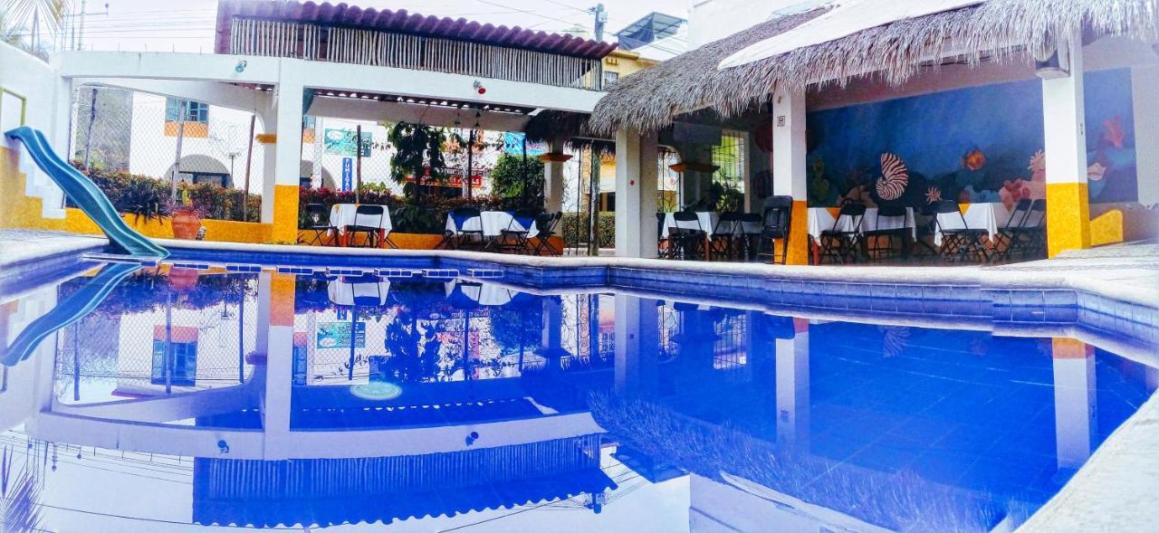 Hotel Arrecife Huatulco 3*